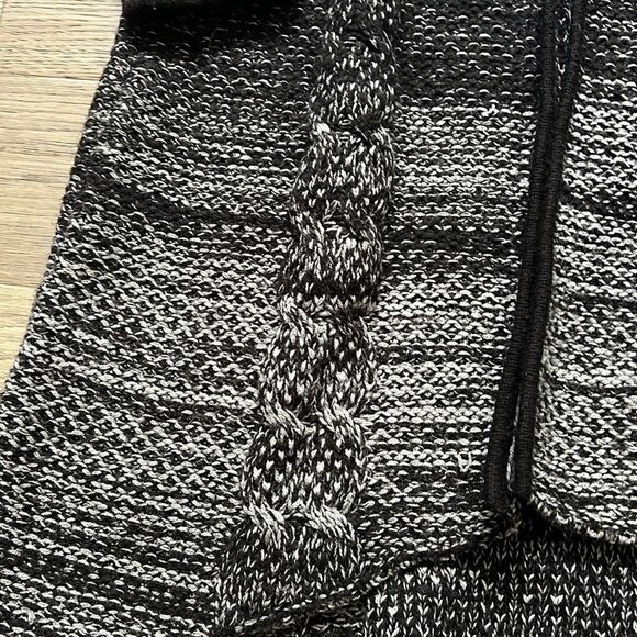 🔥emu🔥 | Dark 100% Merino Wool Knit Sarina Cardigan  Sweater - Picture 6 of 16